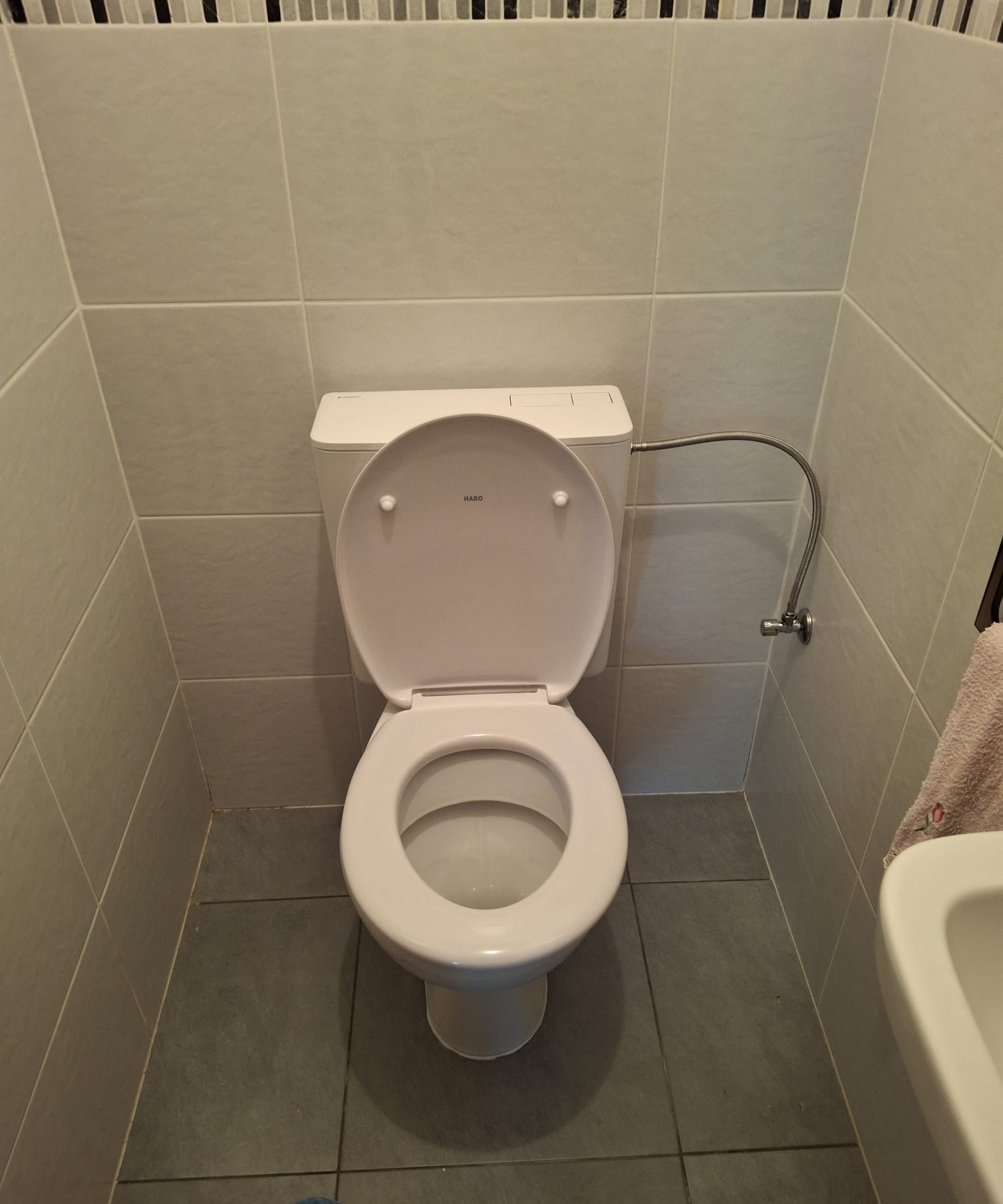 Installation sanitaire d'un WC